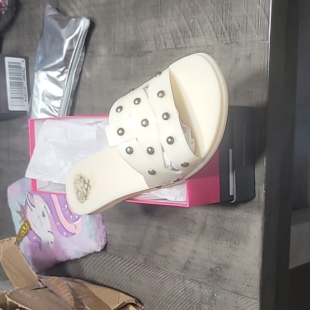 Vince Camuto Womens Emelon Jelly Sandal Slide Creamy White NIB Size 9 & 7 - Picture 3 of 6